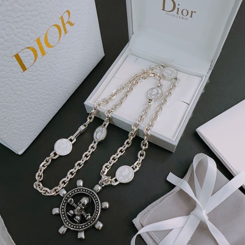 Christian Dior Necklaces